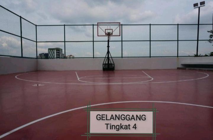 Azin Ramli Studio Seri Kembangan Luaran gambar